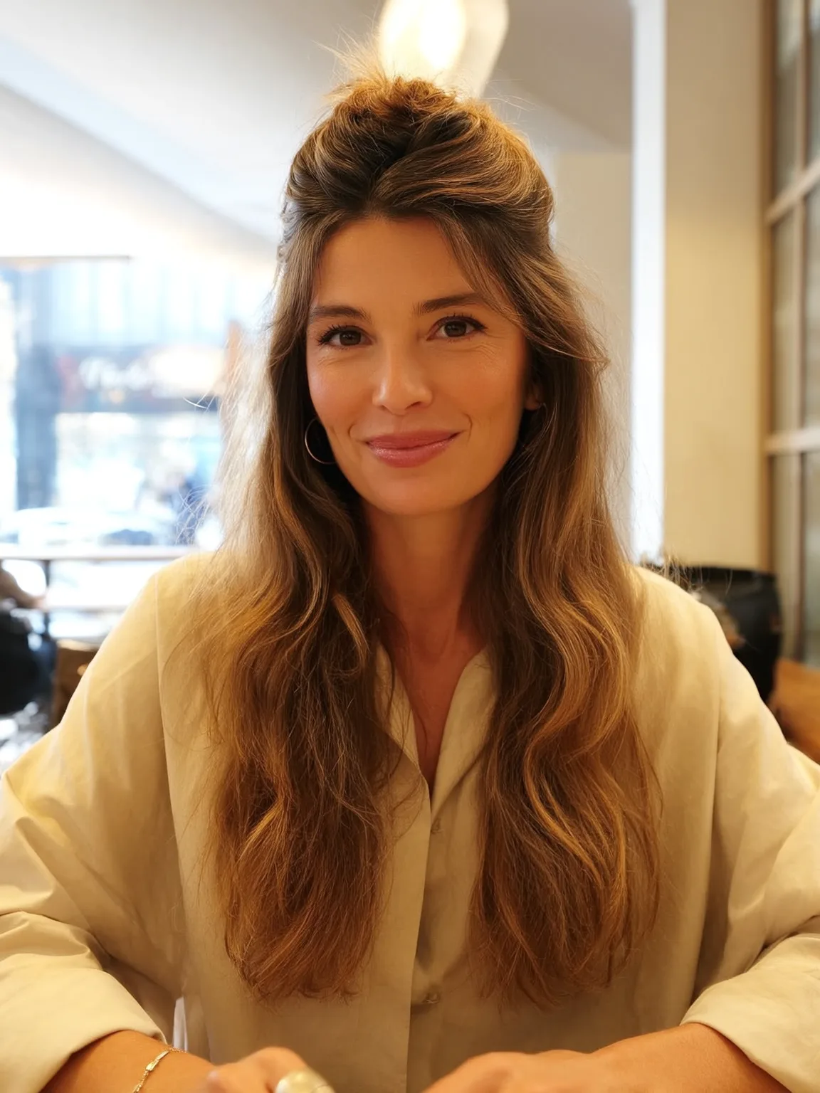 Voluminous Half-Up Waves with Golden Highlights